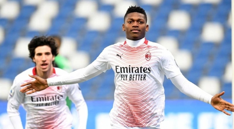 Rafael Leão là cầu thủ ghi bàn nhanh nhất lịch sử Serie A tính đến năm 2022. 